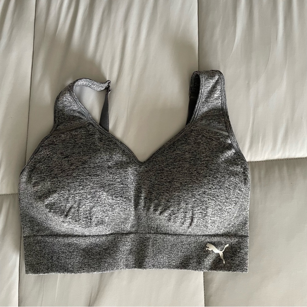 Puma Sports Bra with Seamless Design and Medium Support